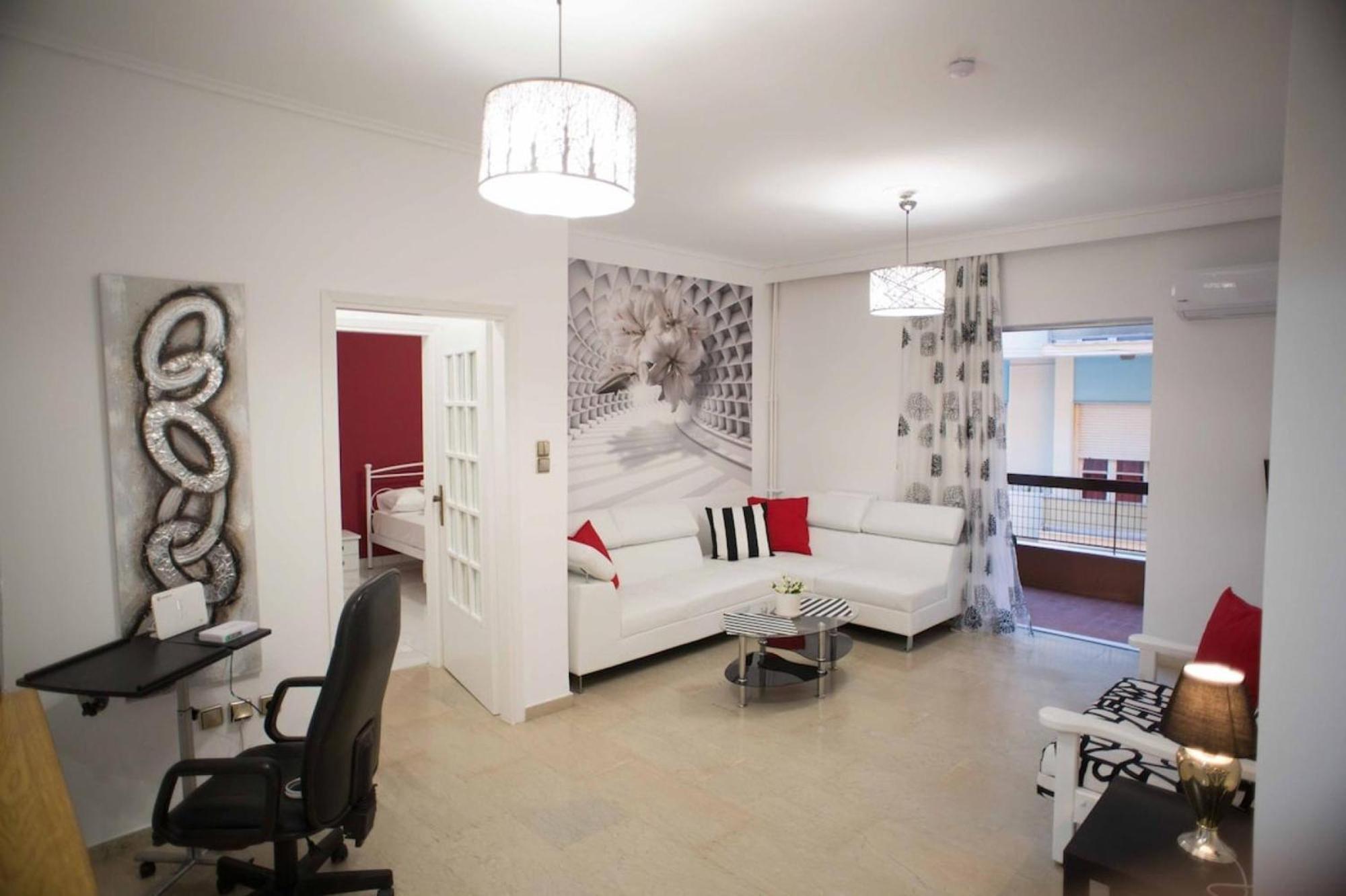 Cozy Apartment With Sea View Next To Marina Zeas Pireu Exterior foto